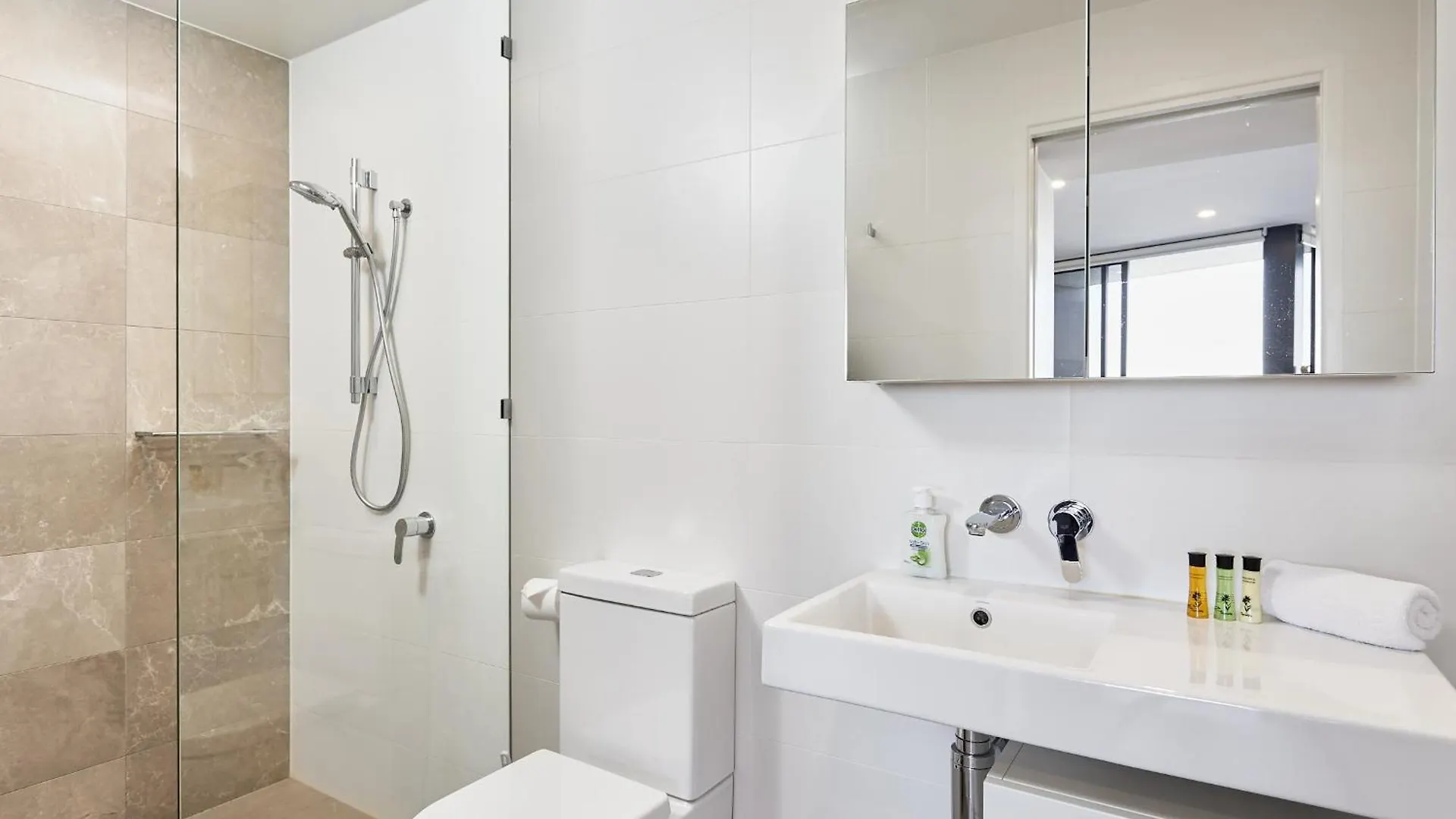 Ruby Apartment غولد كوست